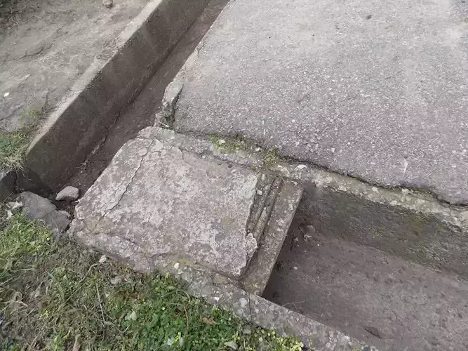 3DF Zephyr - Part of concrete 4 3D model Low-poly 3D model