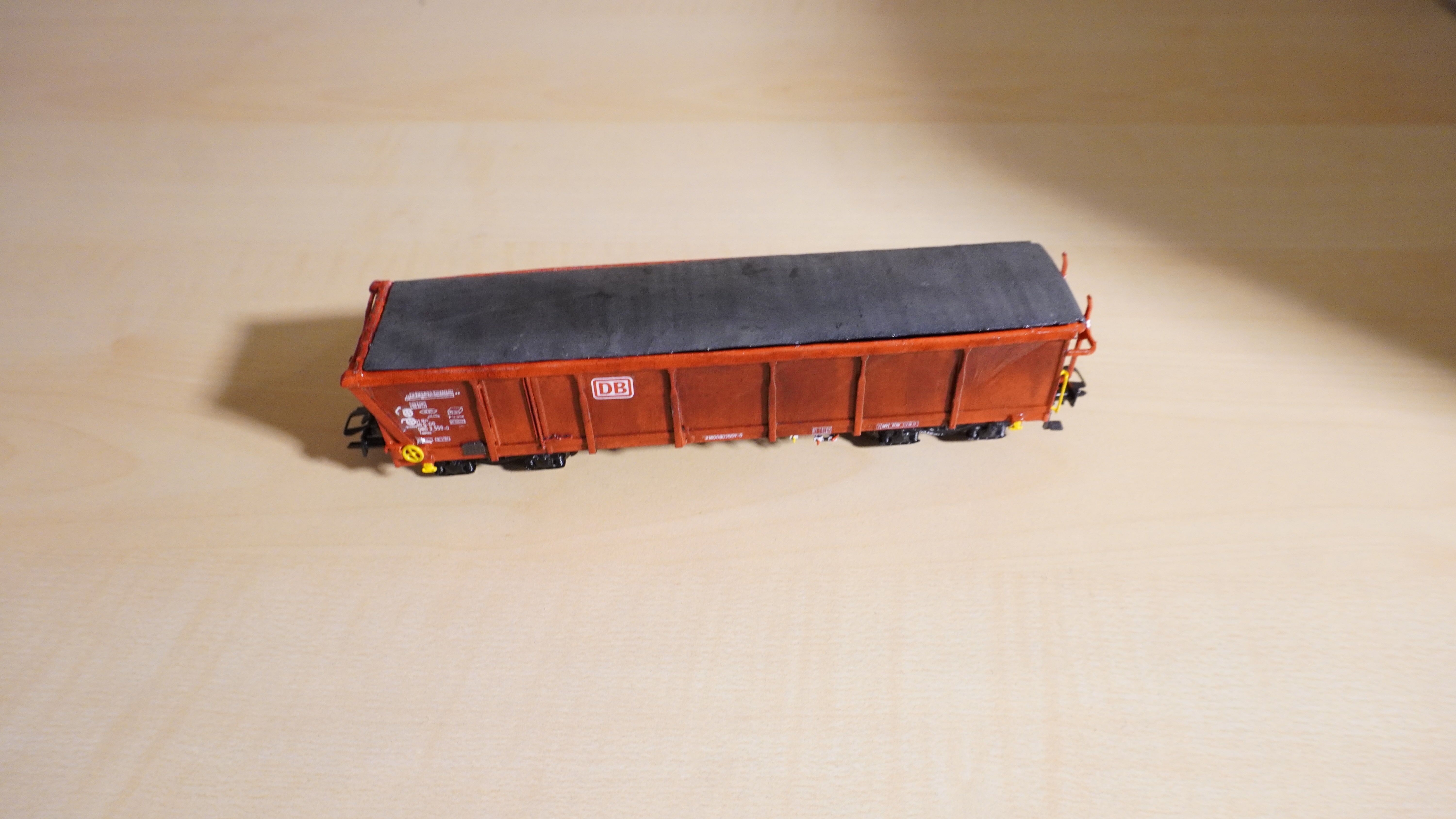 Pre supported H0 1-87 scale Tamns 895 freight car 3D print model_3