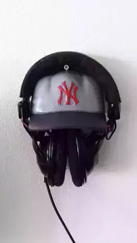 HEADPHONES YANKEES CAP HANGER  SABIOPRODS3D 3D print model
