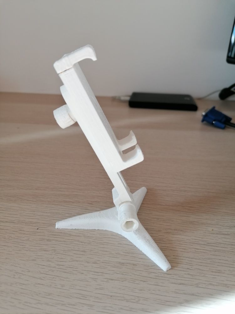 Desktop smartphone stand 3D print model_22