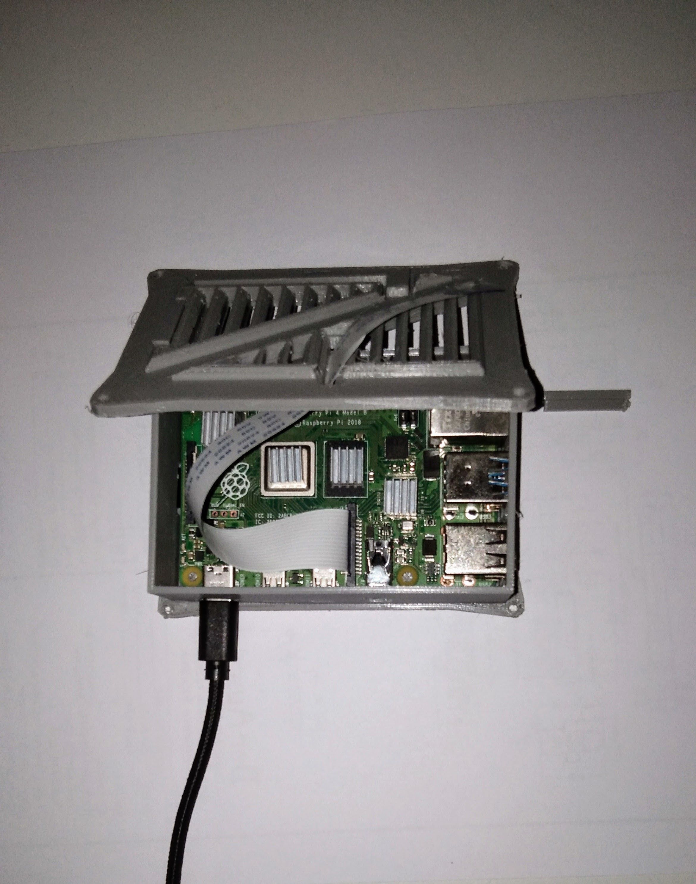 RASPBERRY PI 4 B BOX 3D print model_3