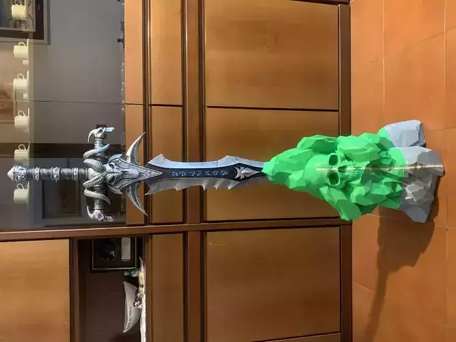 Frostmourne Ice Block Stand