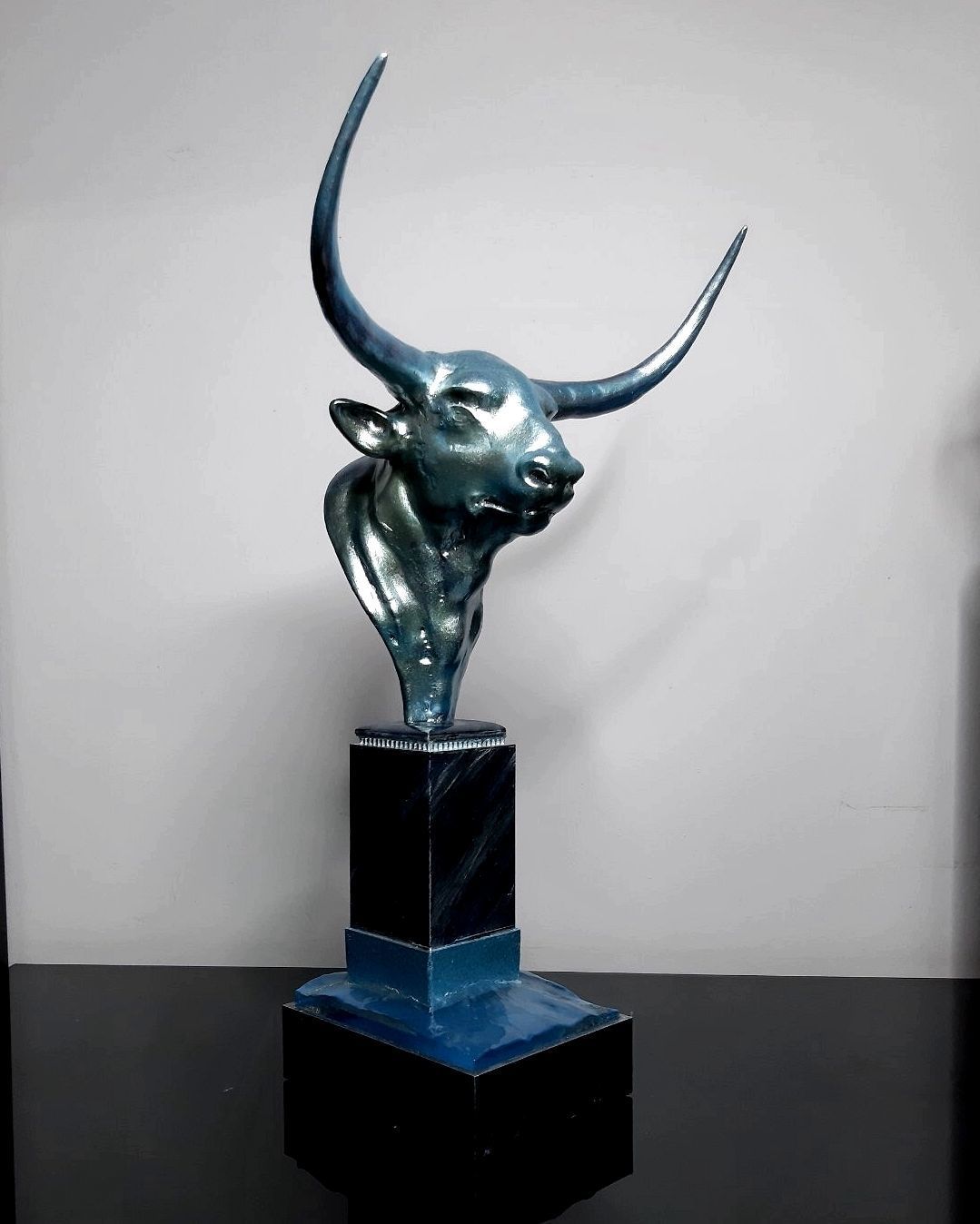 Buffalo bull sculpture 3D print model_8