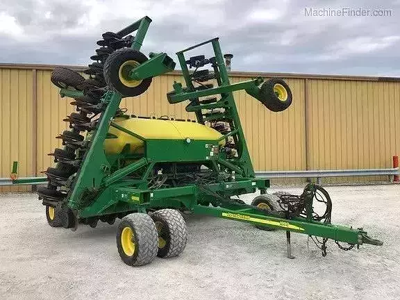 John deere 1990 ccs air seeder 