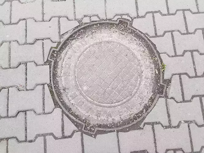 3DF Zephyr - Sewer Hatch type 8