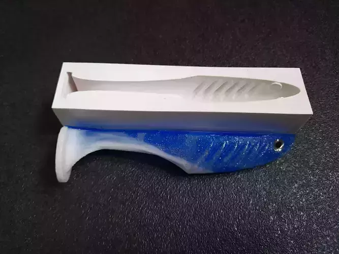 POUR FISHING LURE MOLD 125MM 3D model