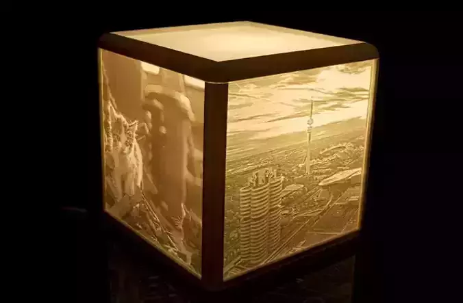 Lithophane lamp with own photo