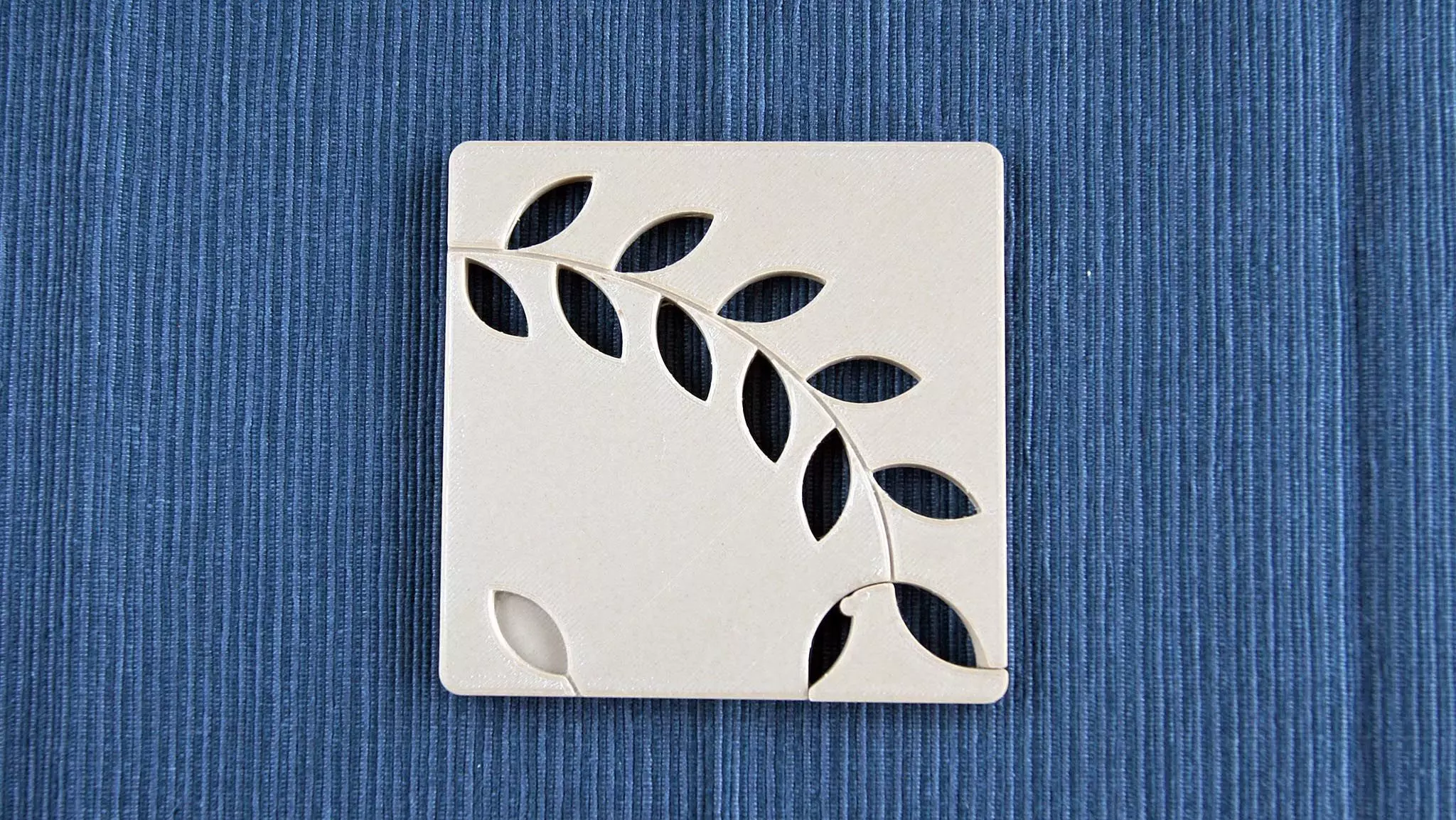 coaster with spoon stand 3D print model