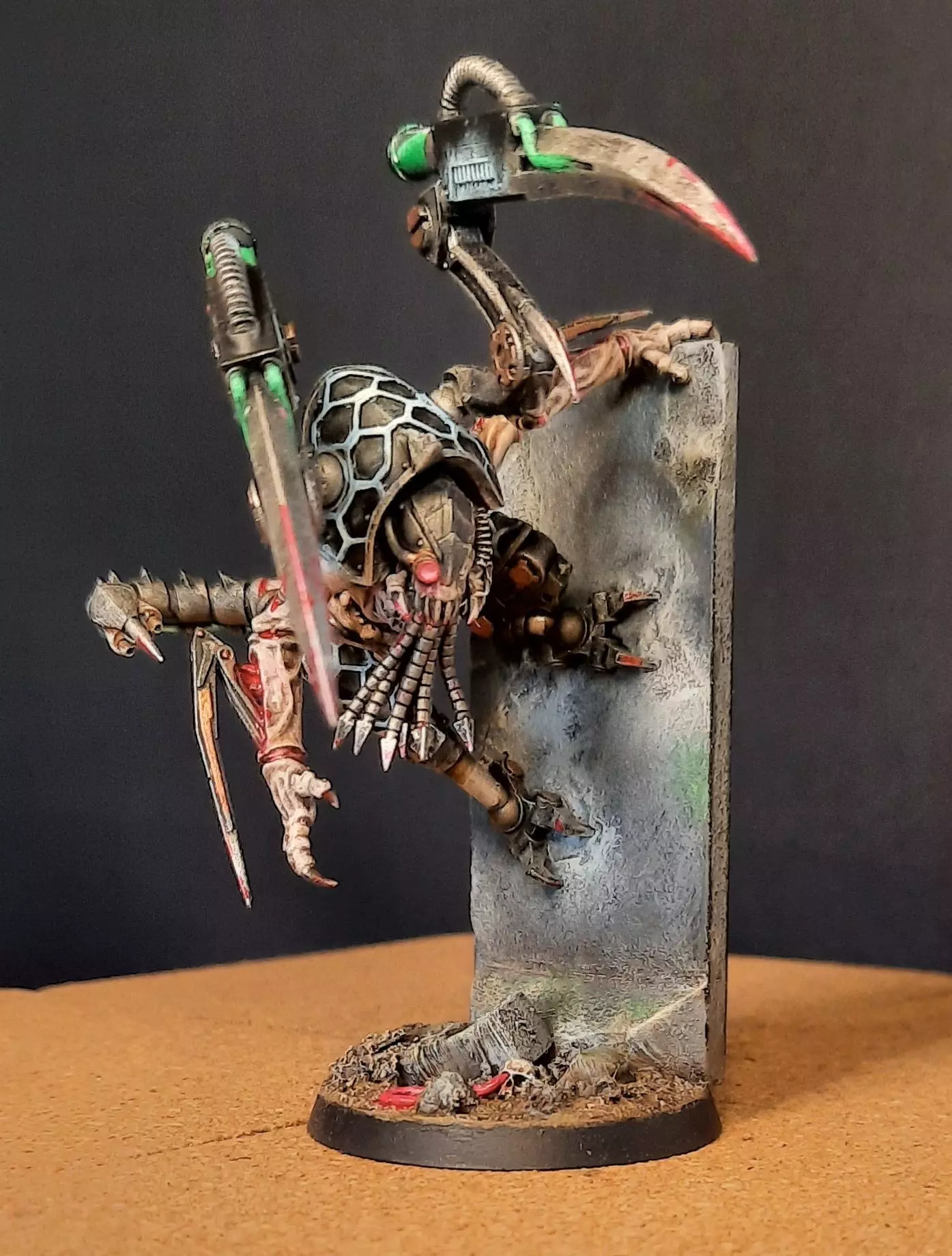 Iron Hive - Hunters 3D print model_0