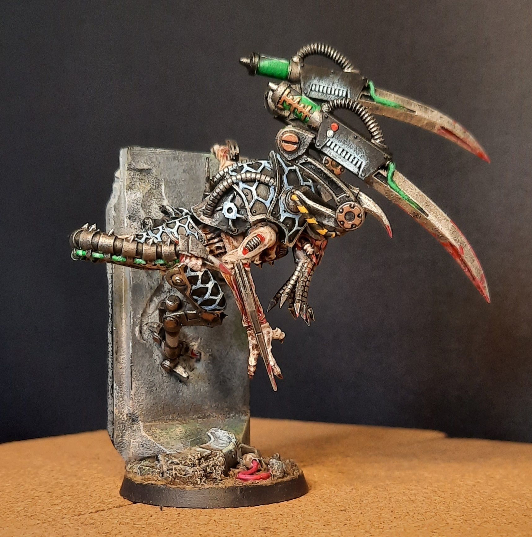 Iron Hive - Hunters 3D print model_3