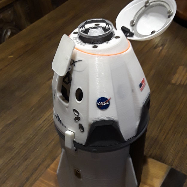 Crew Dragon Endeavor 3D print model_24