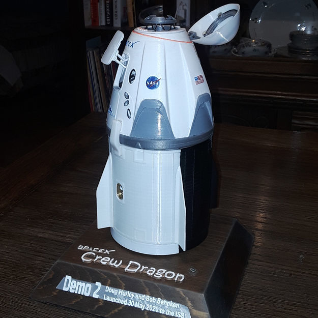 Crew Dragon Endeavor 3D print model_1