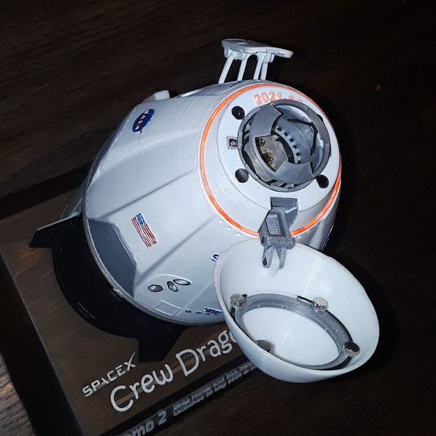 Crew Dragon Endeavor 3D print model_12