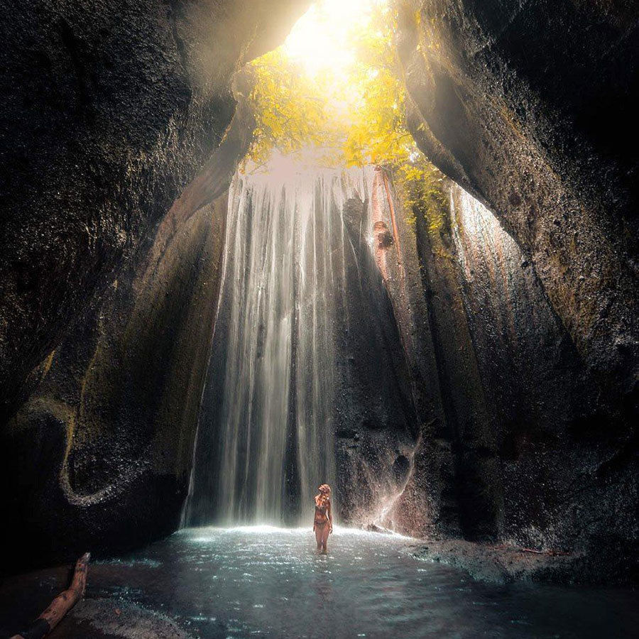 Restroomwithanimation bookcase 3D model_72