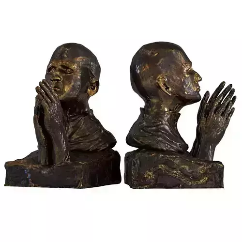 Sculpture praying