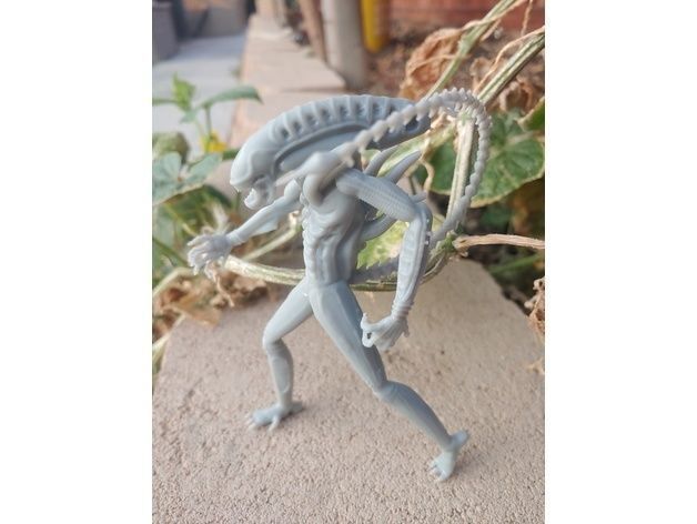 Alien figurine 3D print model 3D model 3D print model_4