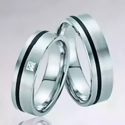 Wedding rings 232