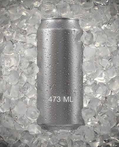 Beverage Can with Ice Cubes and Water Droplets 473ml 3D model
