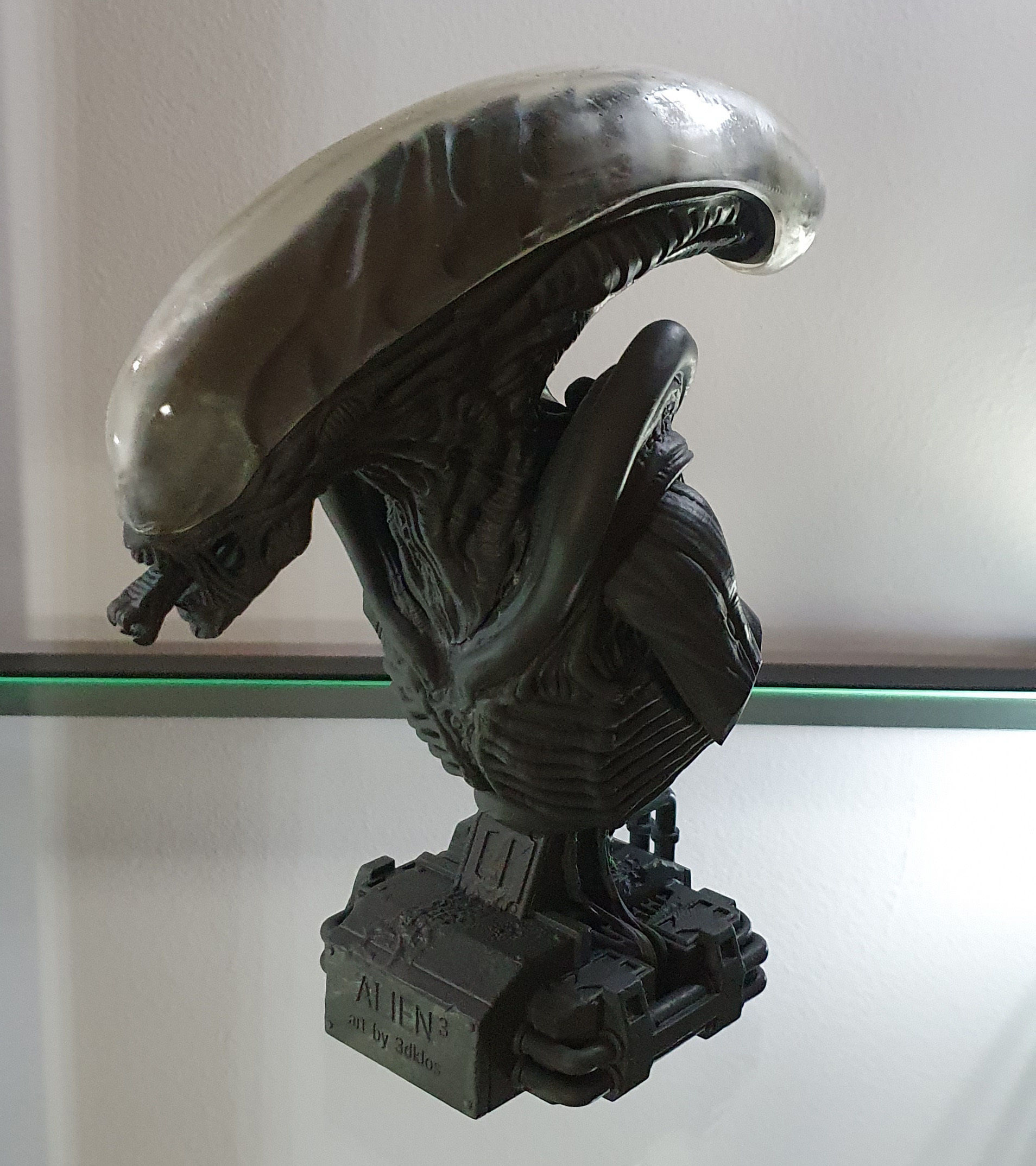 Dog alien Bust - printable STL 3D print model_11