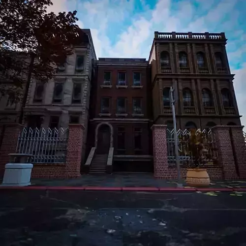 BROOKLYN BROWNSTONE REGULAR OLD BUILDING 004 Low-poly 3D model