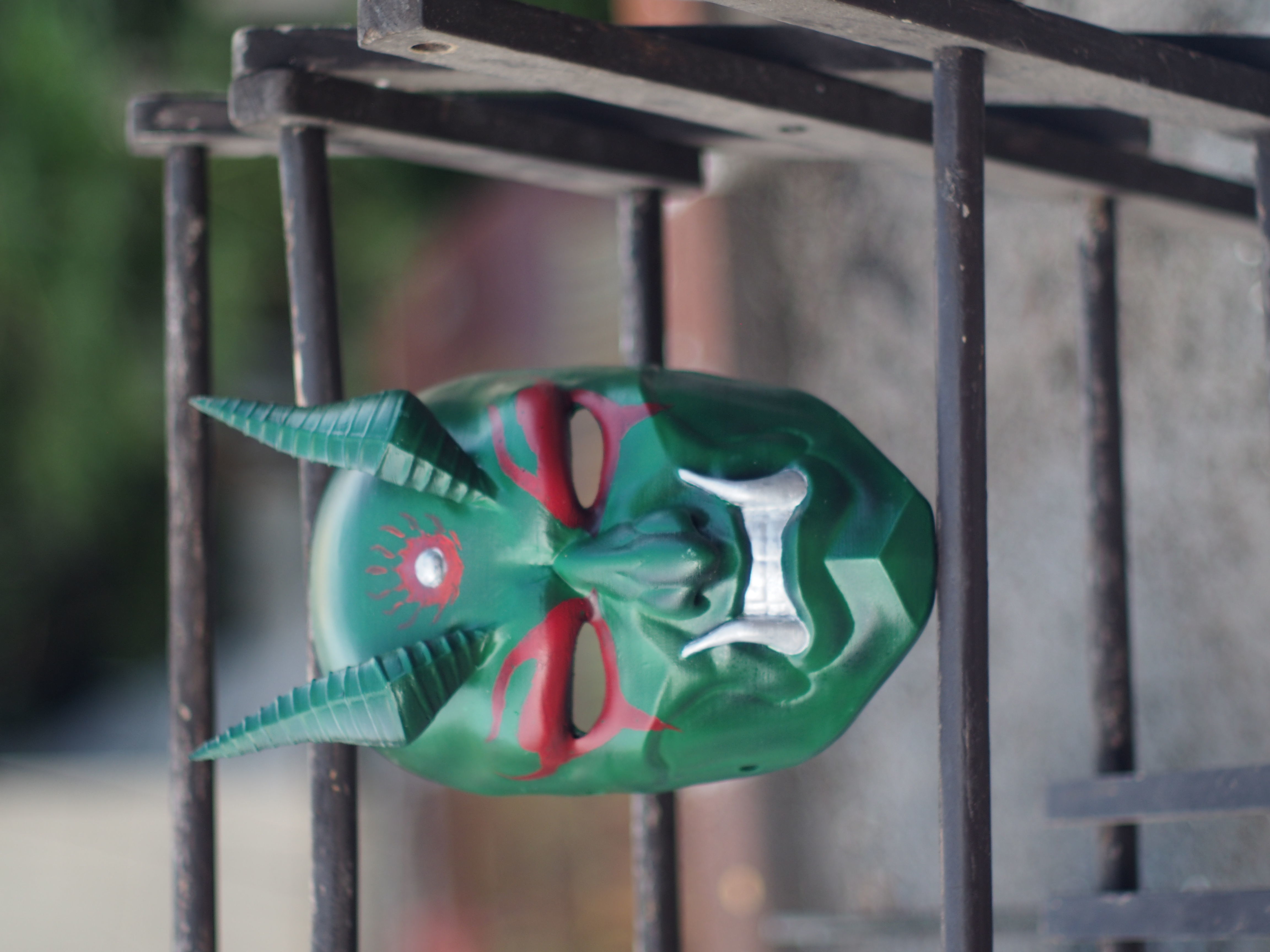 Avici demon mask 3D print model_3