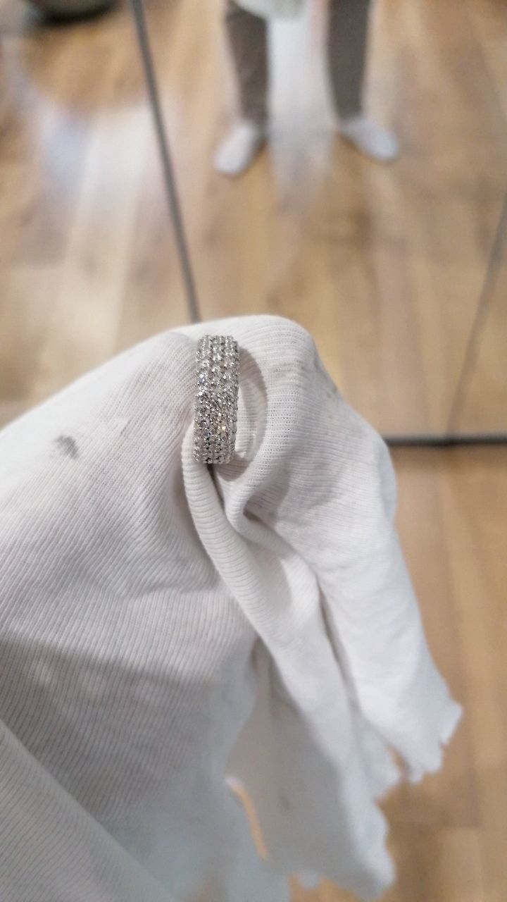 Ring with diamonds 3D print model_16