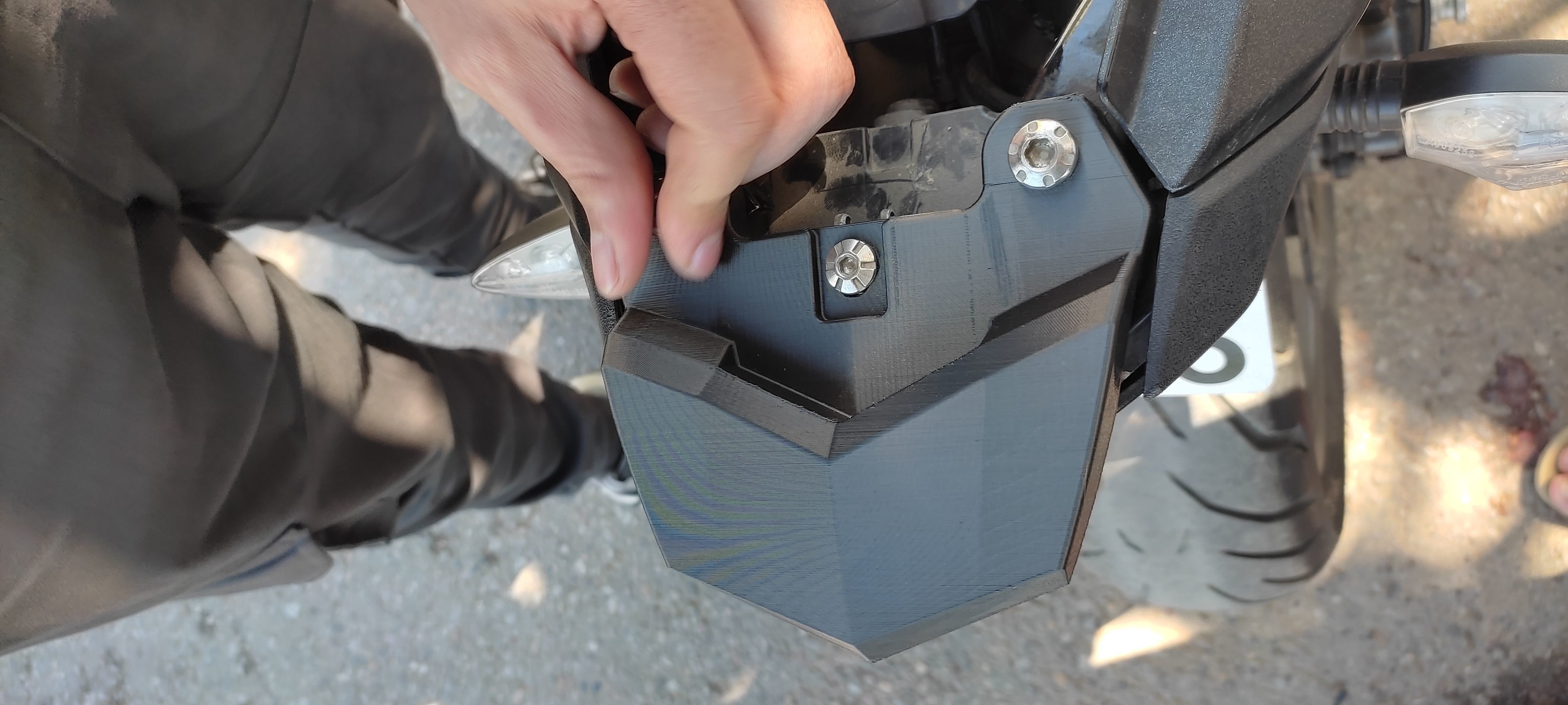 BN302 BENELLI Rear armrest shelf modification 3D print model_5