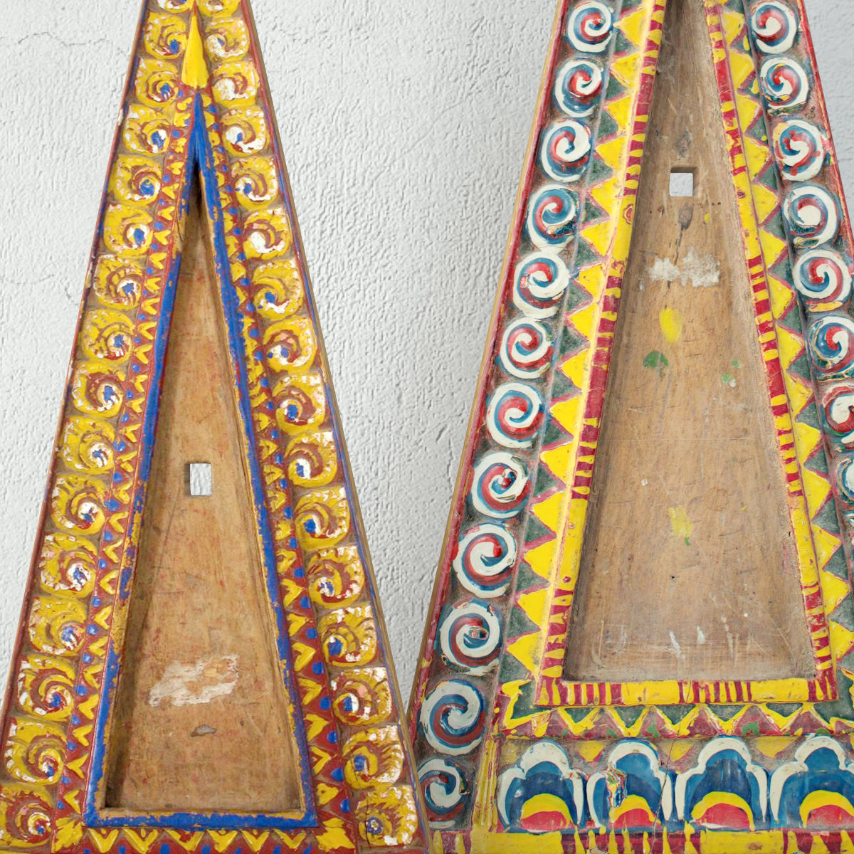 Indonesian Triangular Wood Carving 3D model_5