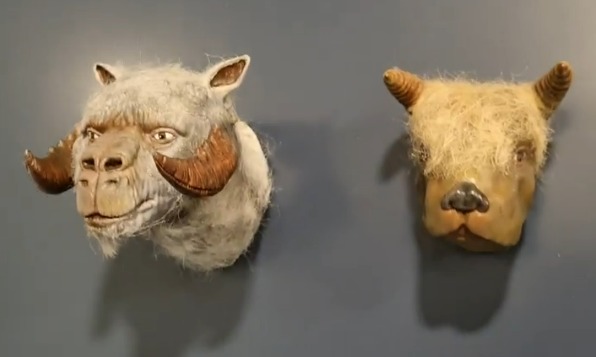 Jabbas Throne Room - Set 5a - Trophy room Attributes 1-12 scale 3D print model_25