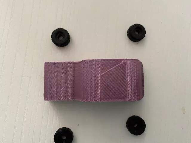 coche piece of plastic with screws 3D model