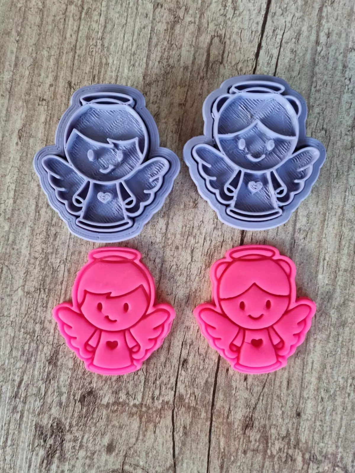 ANGELS gold angel with heart 3D print model_0