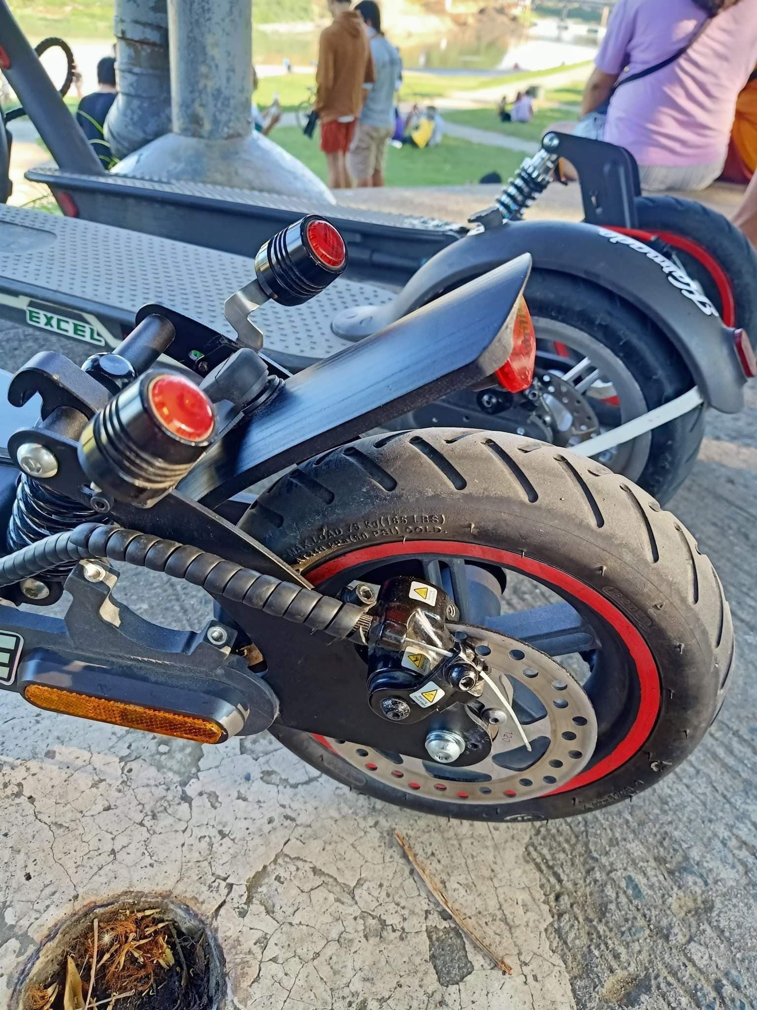 Sporty fender Pro2 S1 and essential with rear suspension 3D print model_6