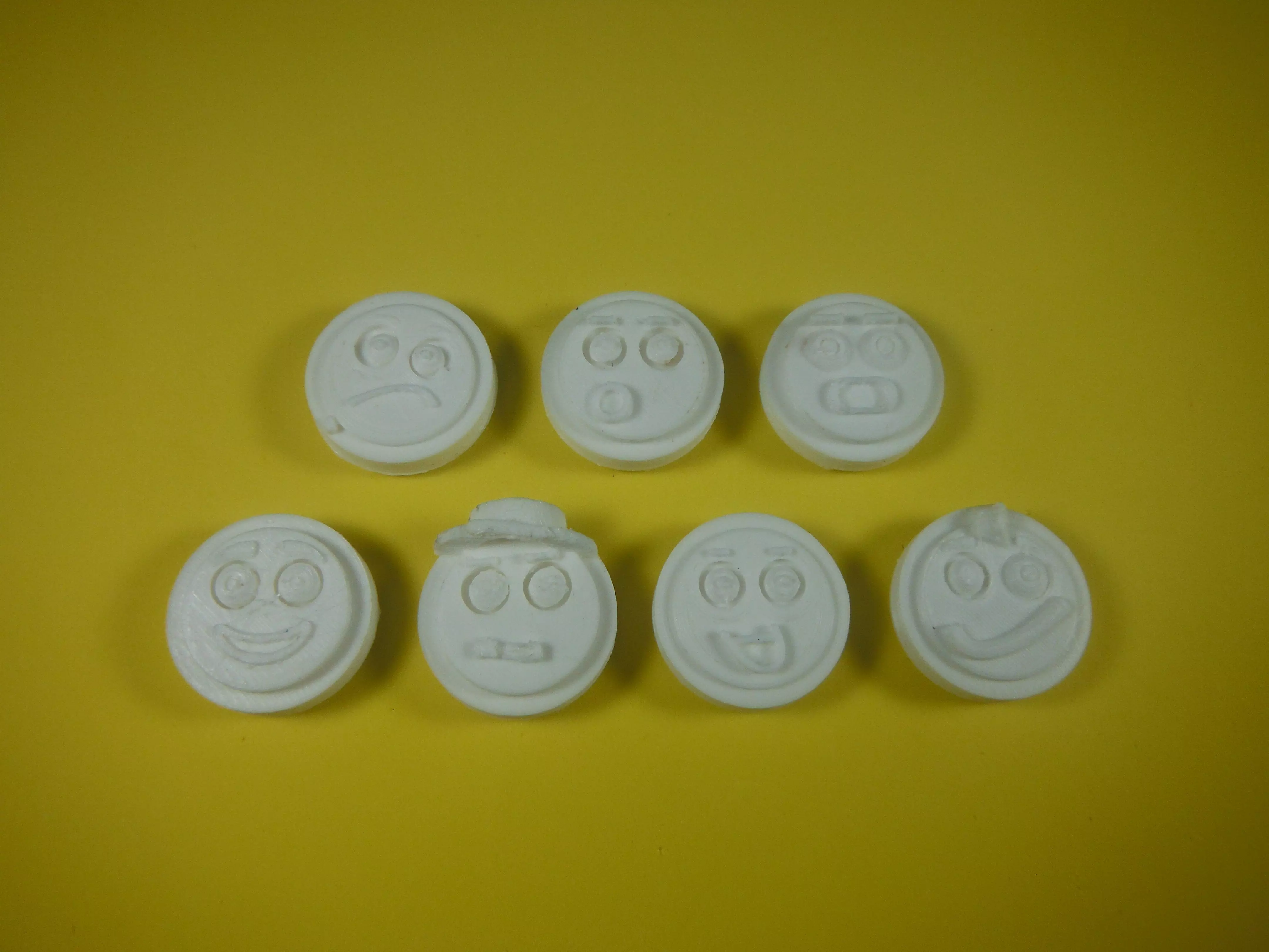 Seven Emoji Fridge Magnets 3D print model_0