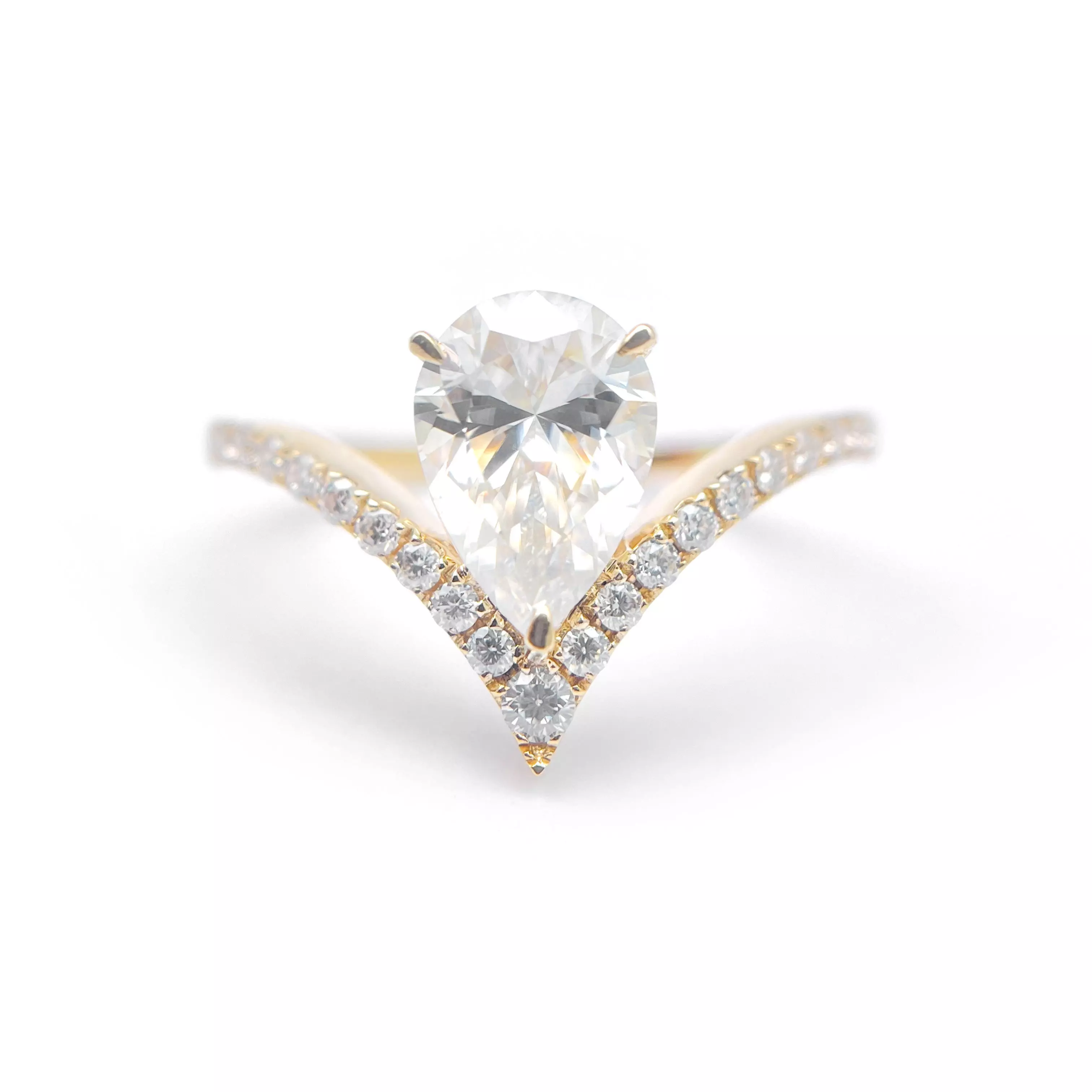 3DM Format Pear shaped engagement ring 14k gold weight 4g 3D print model_0