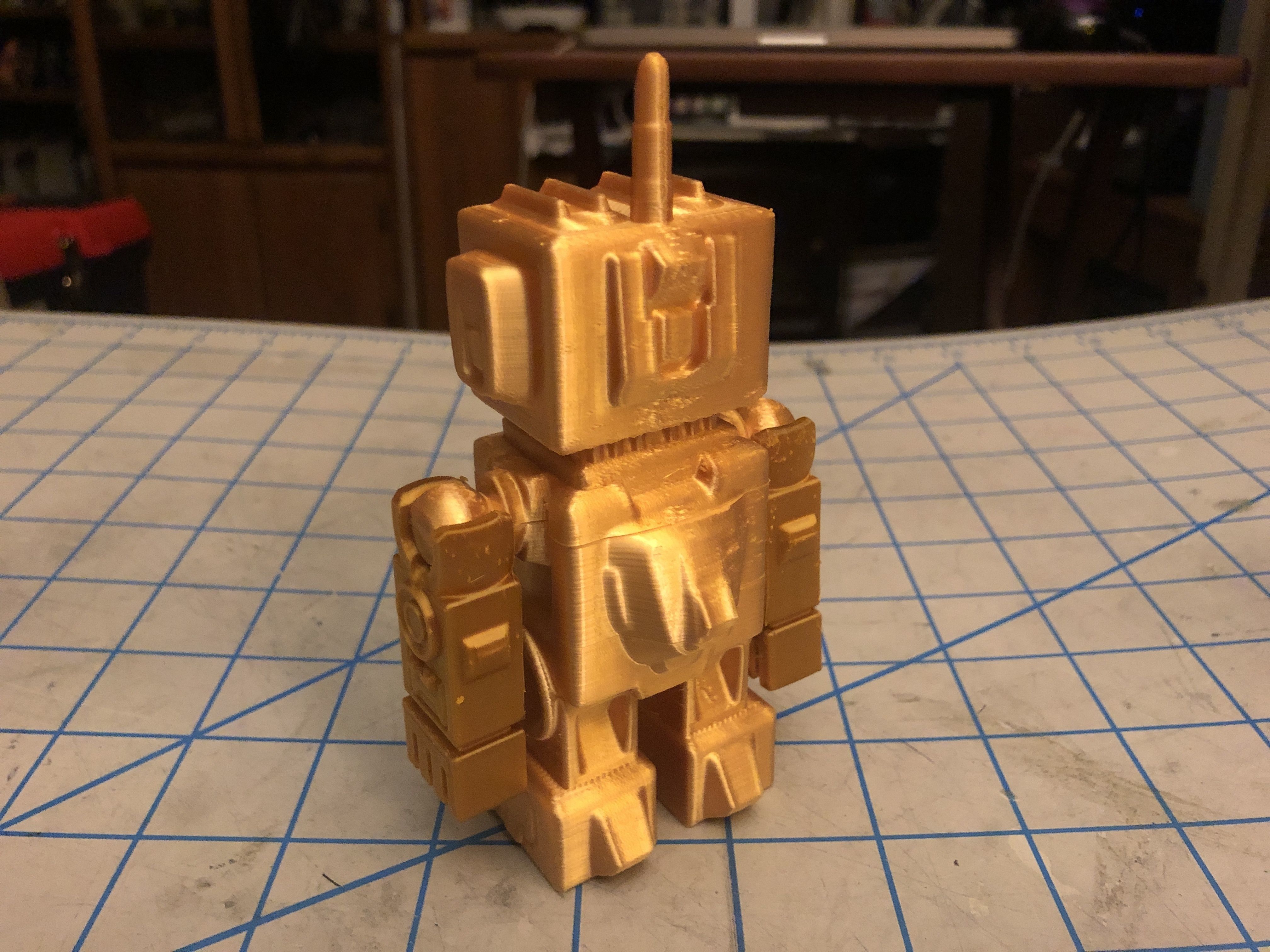 Cheez Peeza the Retro Robot Free 3D print model_3