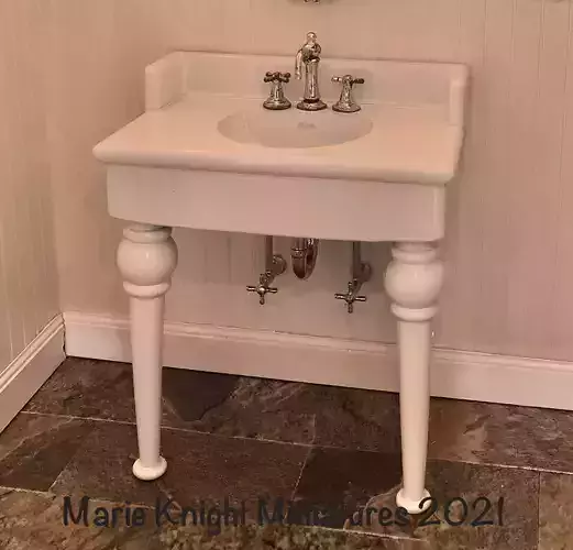 12th scale Classic Freestanding Sink with Faucet for dollhouse 3D print model