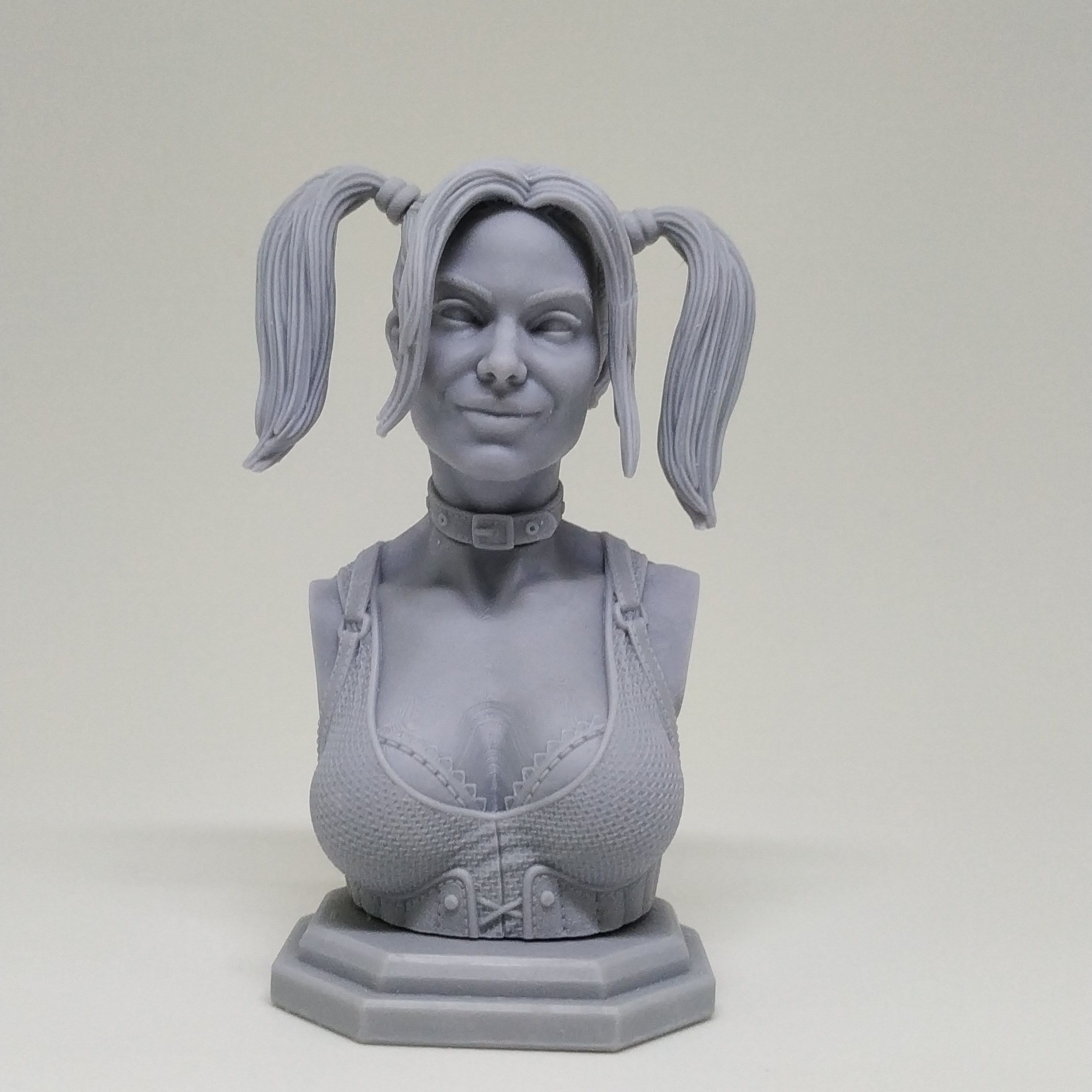 Harley Quinn Bust STL 3D print model 3D print model_6