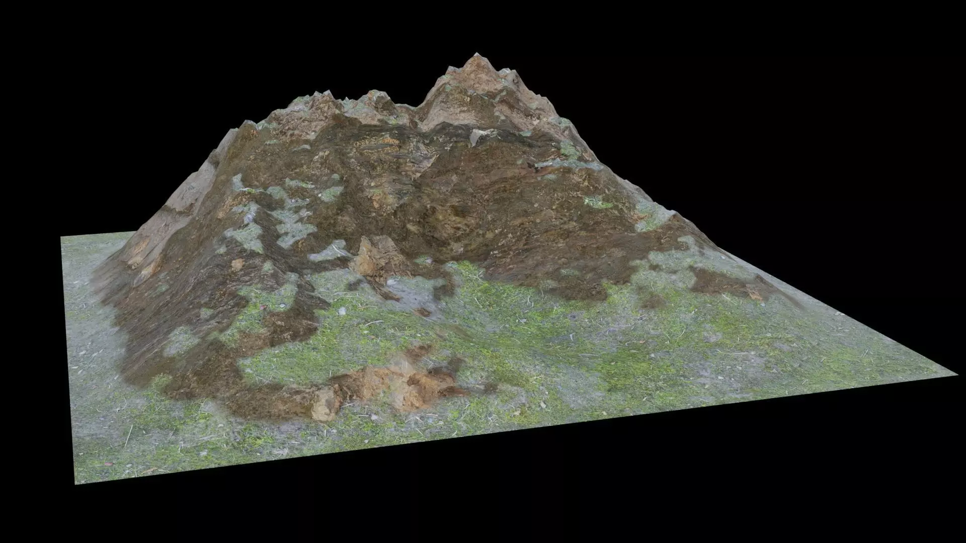 Low-Poly Realistic Mountain Free low-poly 3D model_0
