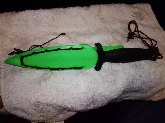 Dagger Combat Commander scabbard