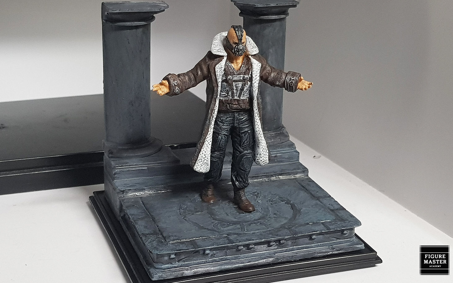 BANE DARK KNIGHT BATMAN VILLAIN TOM HARDY MOVIE CHARACTER 3D print model_2