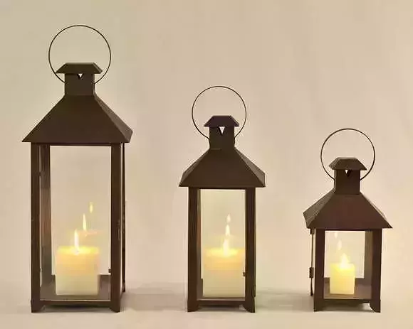Lights metal lanterns - Free low-poly 3D model