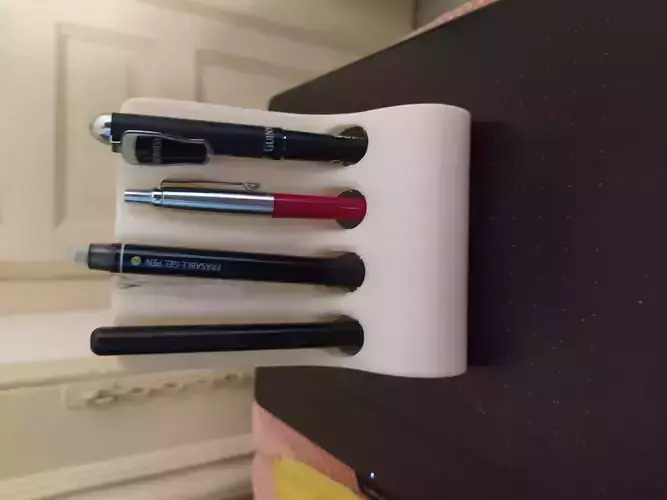 Fountain pen display - 3DP