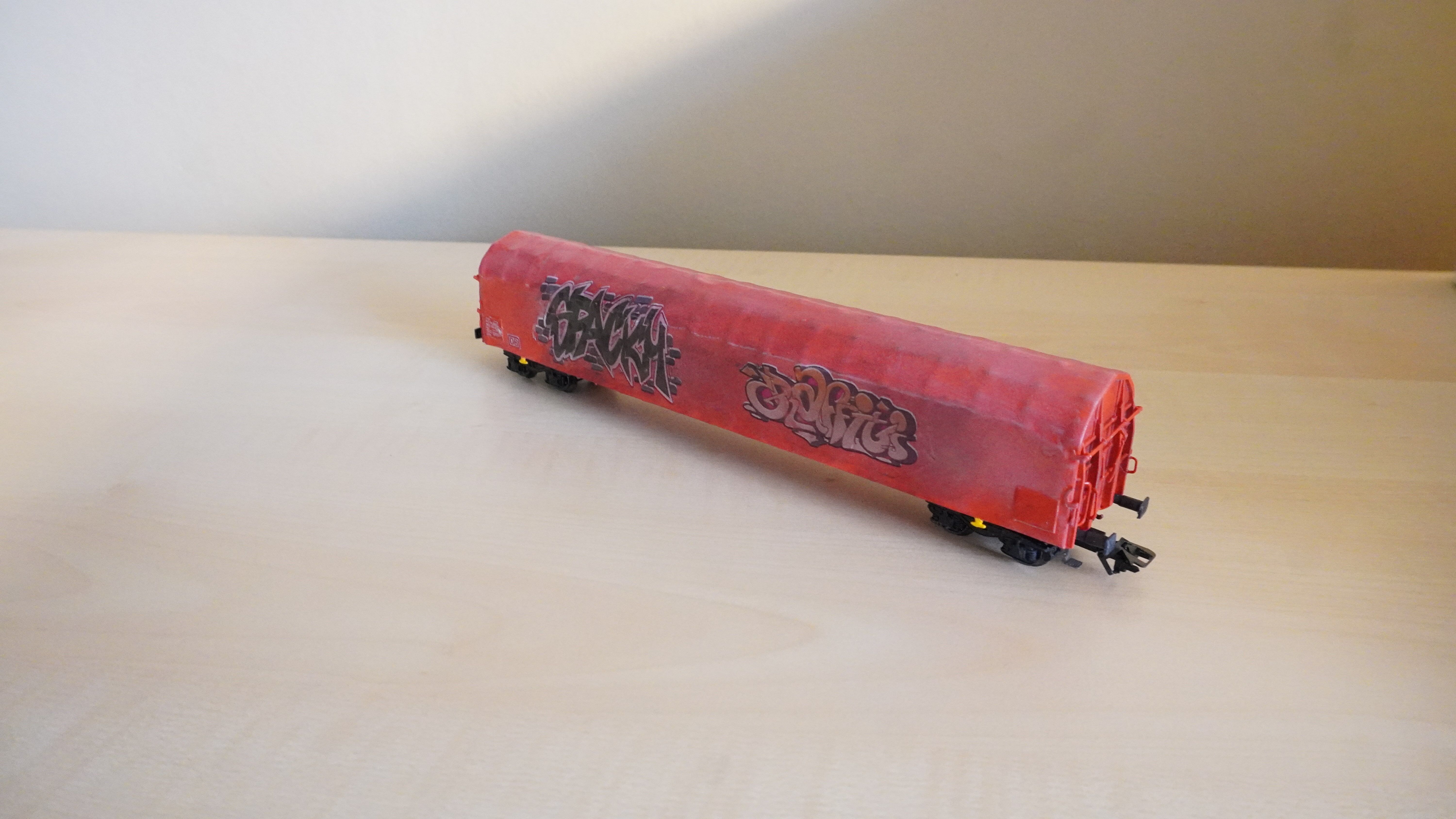 Pre supported H0 1-87 scale Rins 655 freight car 3D print model_1