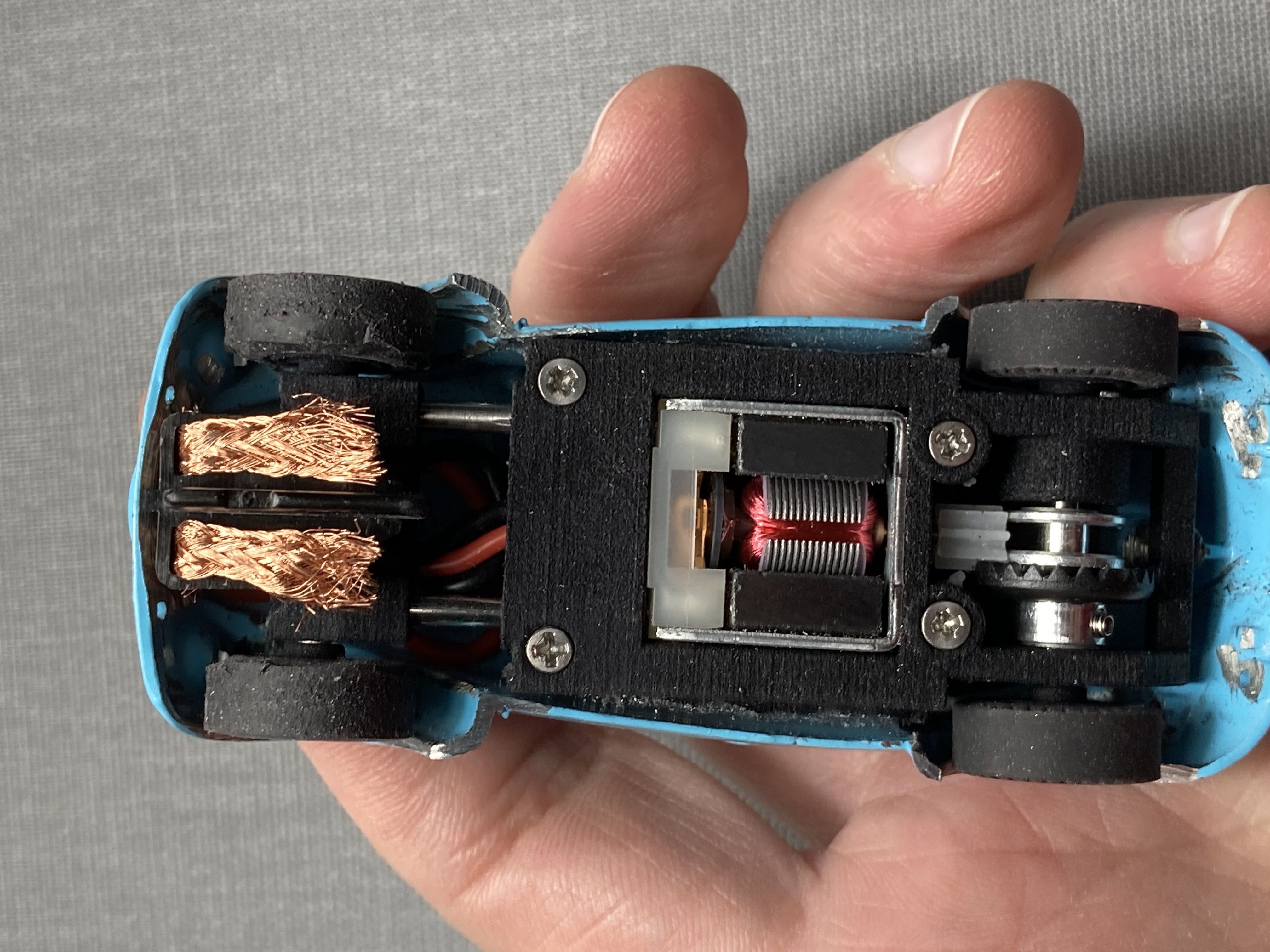 adjustable slot car chassis 3D print model_5