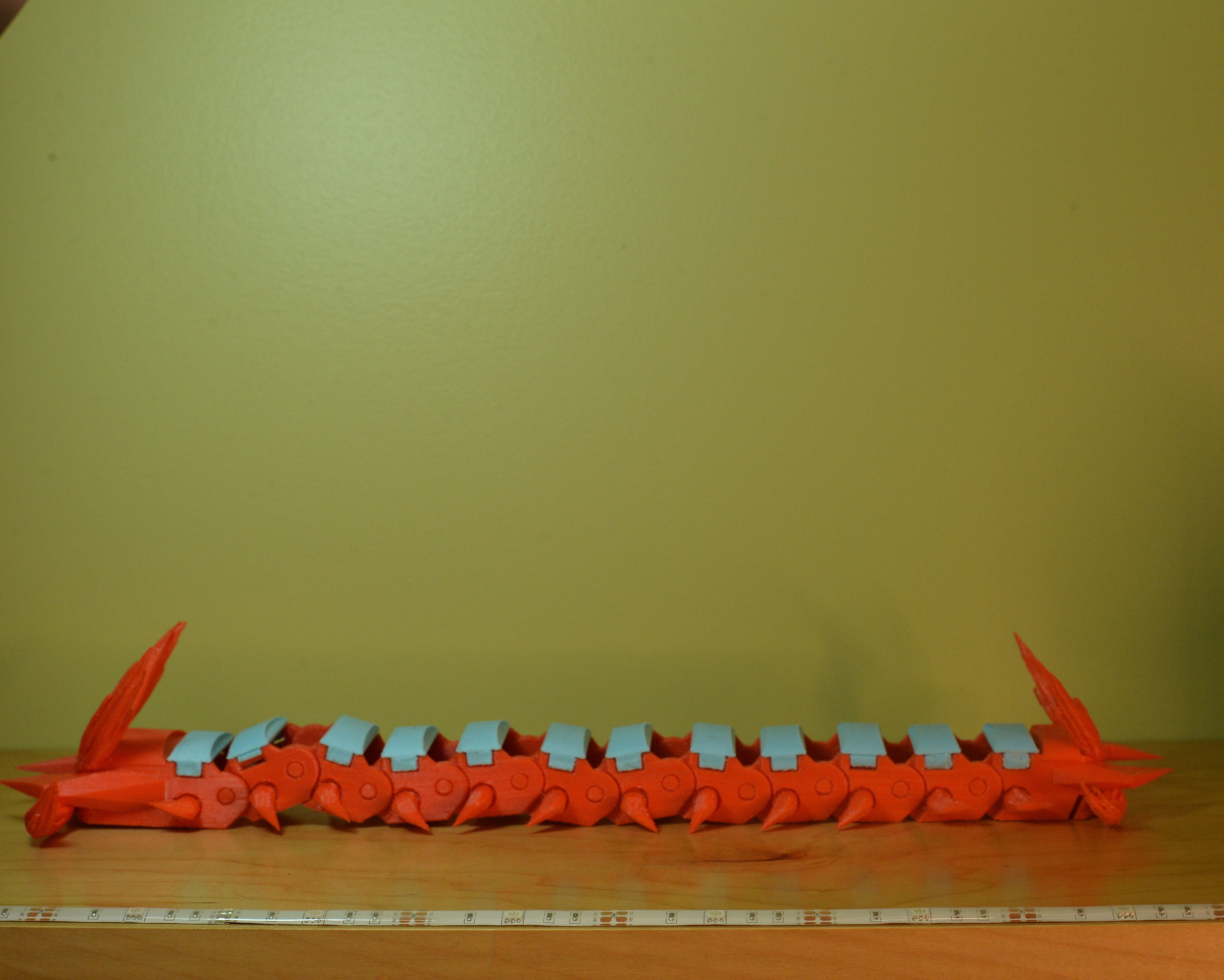 Centiskorch Articulated toy and card stand 3D print model_9