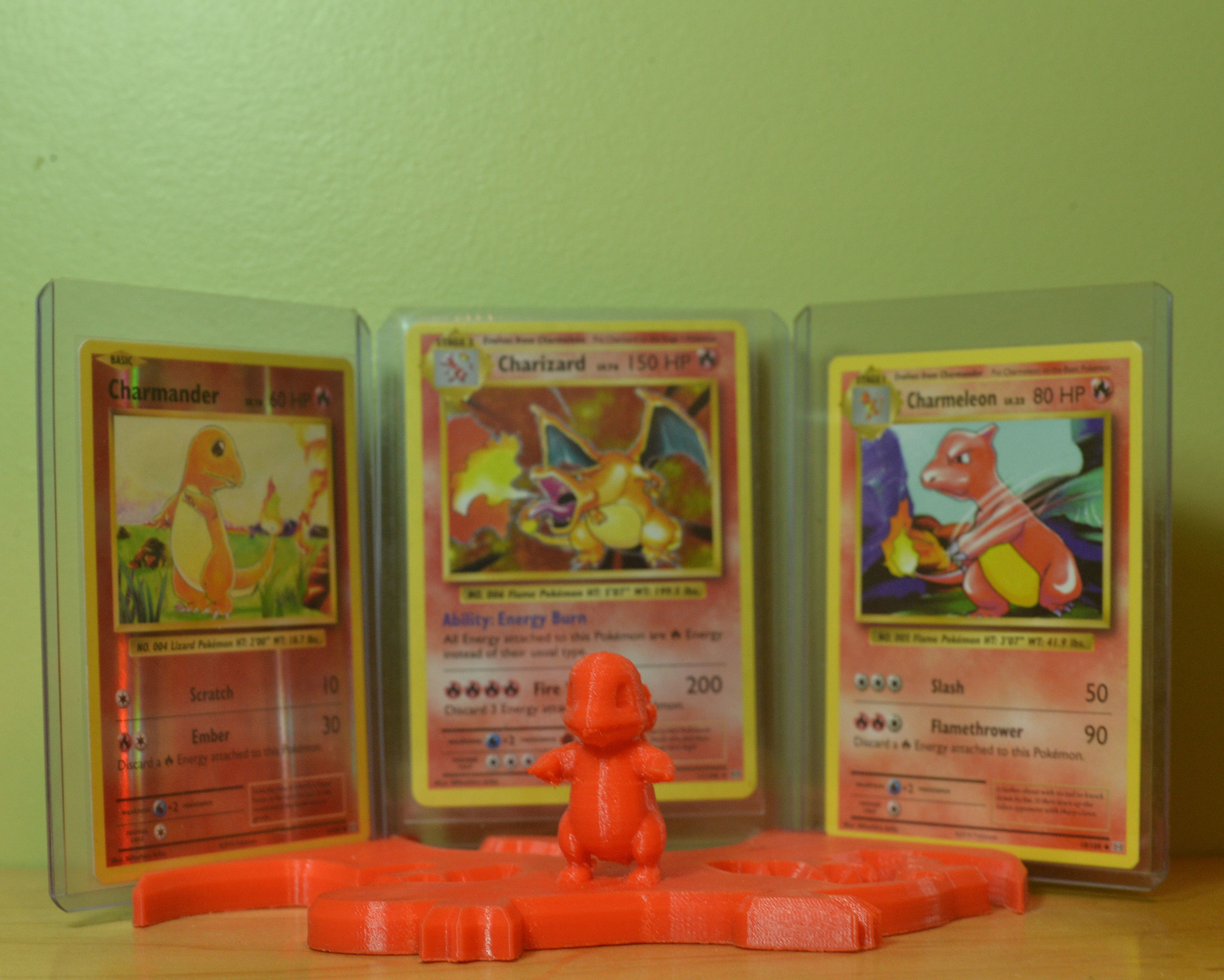 Charizard 3 card holder with charmander 3D print model_2