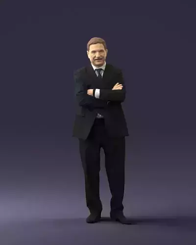 Man with arms crossed 0657