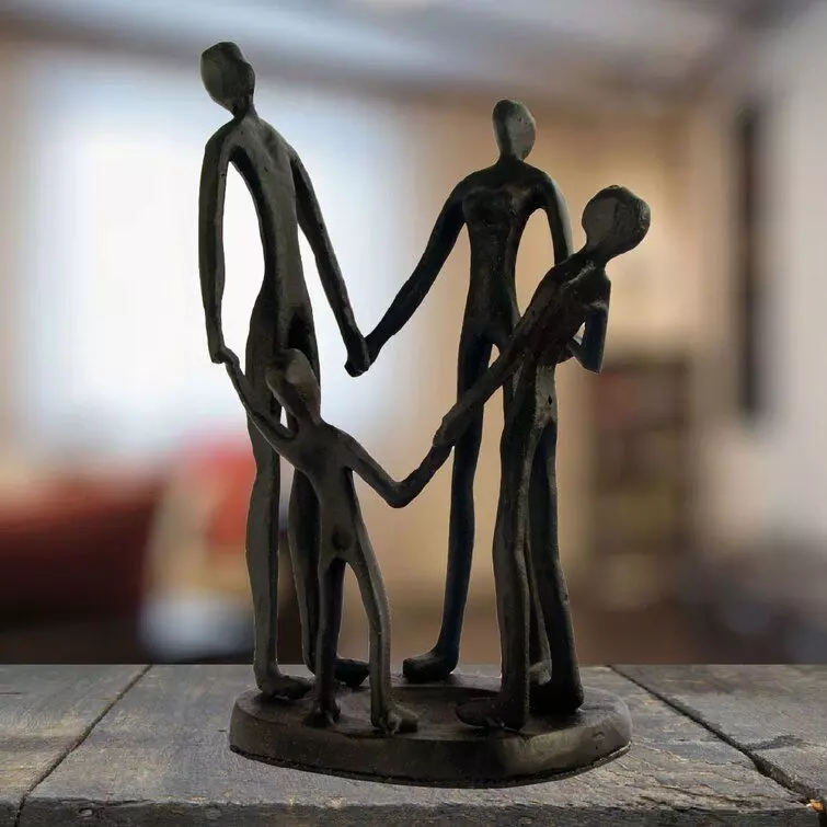 Dolton Family Circle Figurine 3D model_0