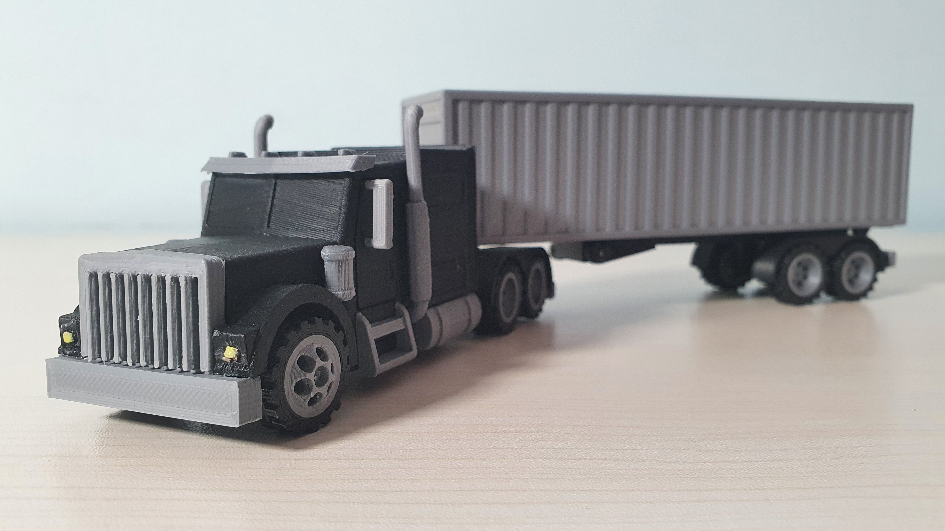 RC Semi Truck with Trailer 1-87 Scale 3D print model_9