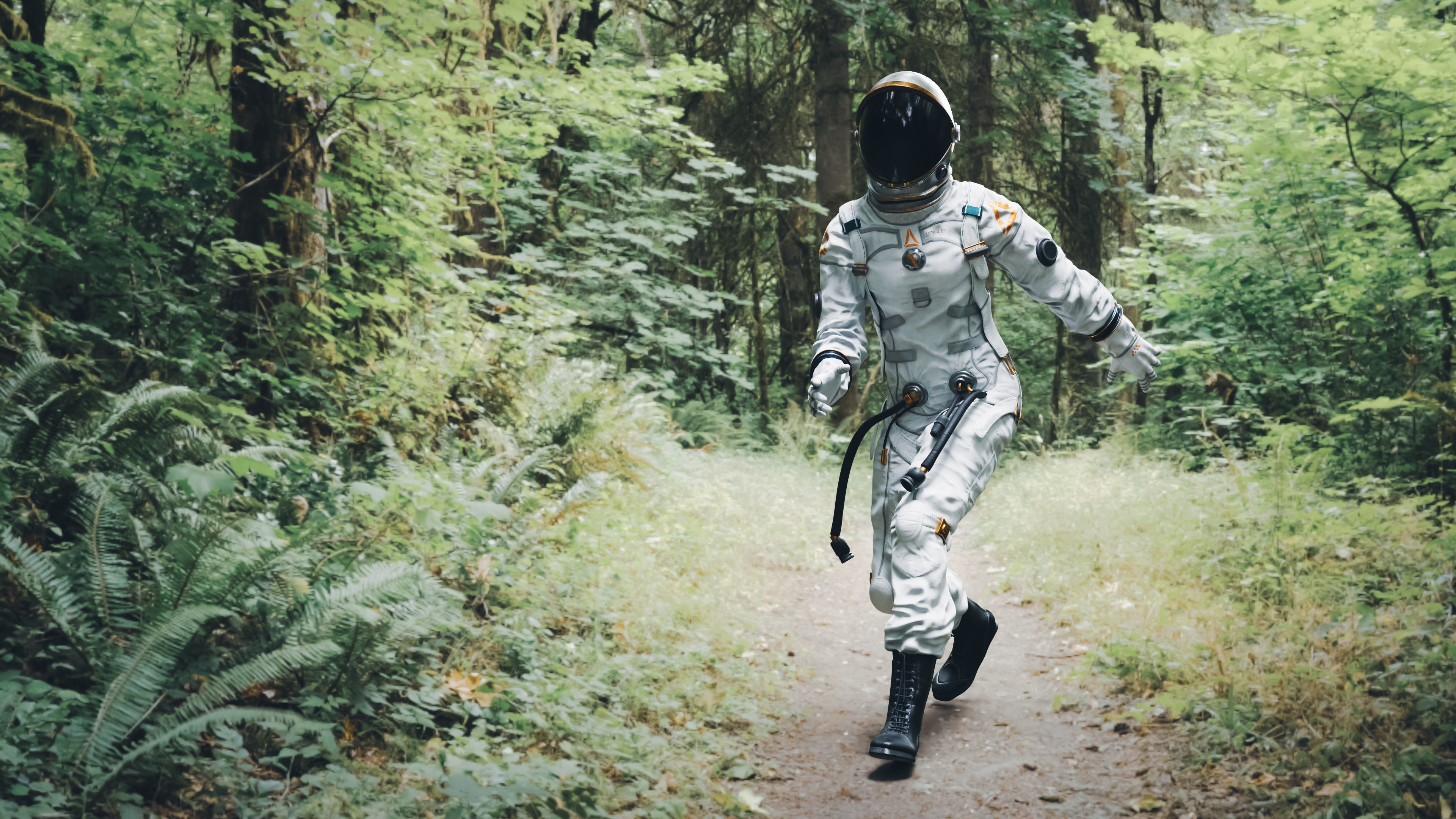 Female Space Suit 3D Model Low-poly 3D model_3